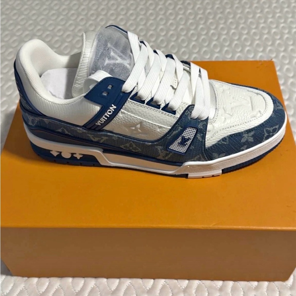 Louis Vuitton Men's Navy